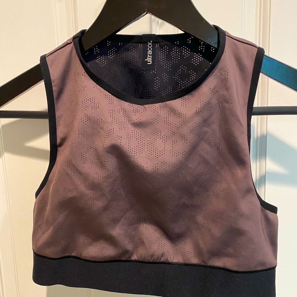 UltraCor workout top. Small in gray color